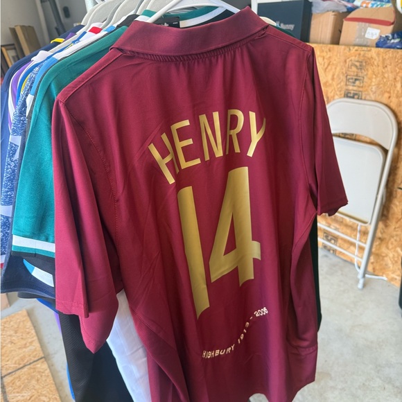 Retro and 2025 Jerseys!! - Picture 12 of 16